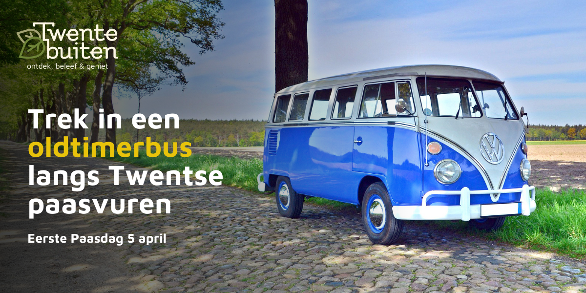 Trek in een oldtimerbus langs Twentse paasvuren